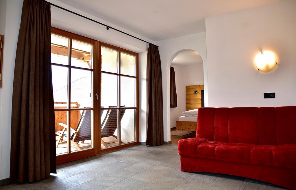 Aparthotel Putzerhof Funes  Exteriér fotografie